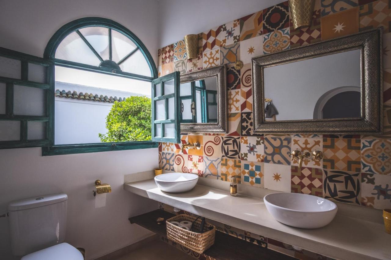 Riad Villa Berna Under Swiss Management Маракеш Екстериор снимка